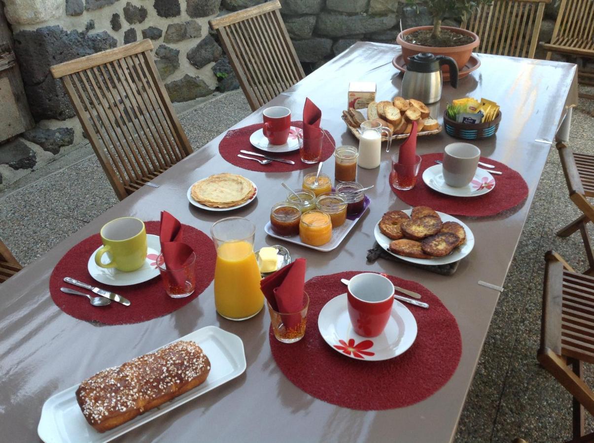 La Freycenette Bed & Breakfast Arlempdes Екстериор снимка